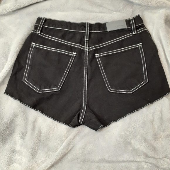 LF Carmar Black Distressed Hi Rise Jean Shorts 25 NWOT - Picture 3 of 5